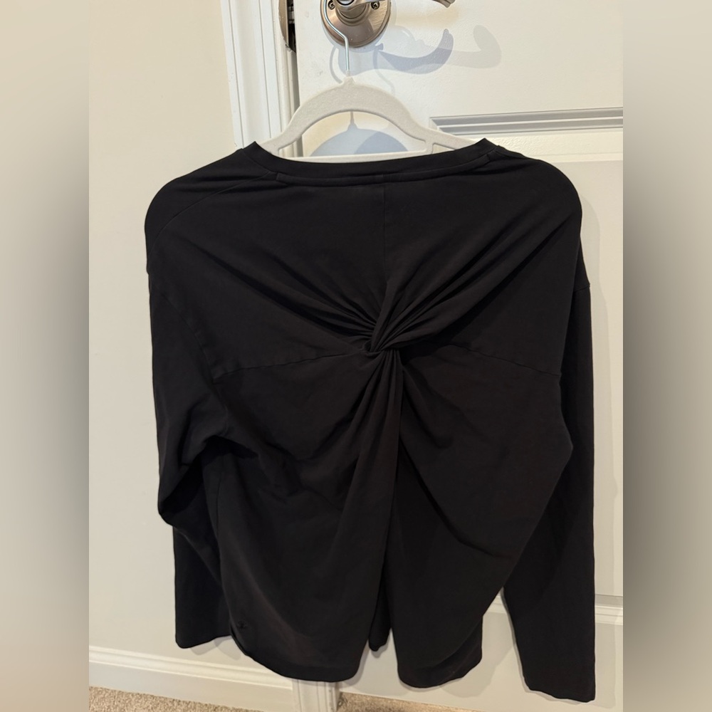 Lululemon athletica Black Long Sleeve Top
